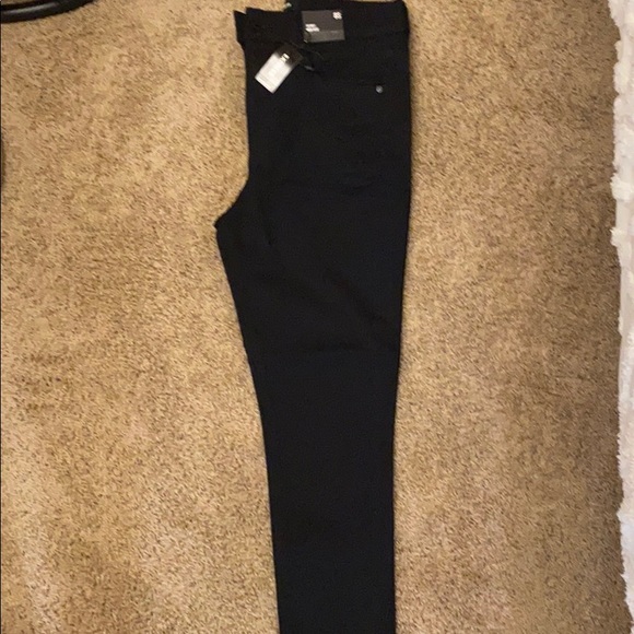 8 Short Express Jeans - Picture 2 of 2